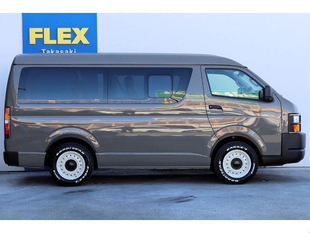 TOYOTA HIACE wagon 4WD 2022