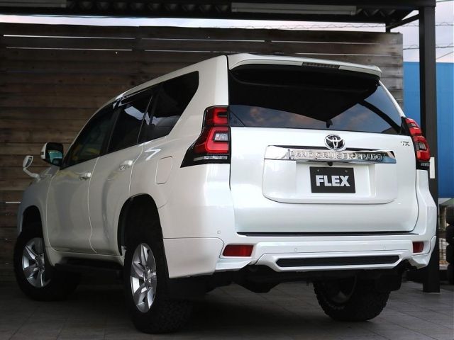 TOYOTA LANDCRUISER PRADO 2021