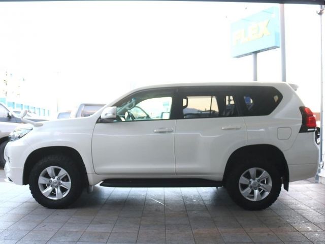 TOYOTA LANDCRUISER PRADO 2021