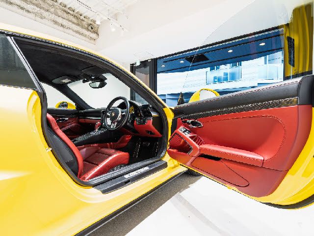 PORSCHE PORSCHE 911 2014