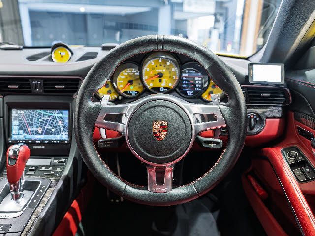 PORSCHE PORSCHE 911 2014