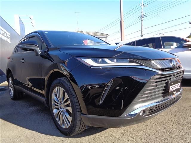 TOYOTA HARRIER 2WD 2024