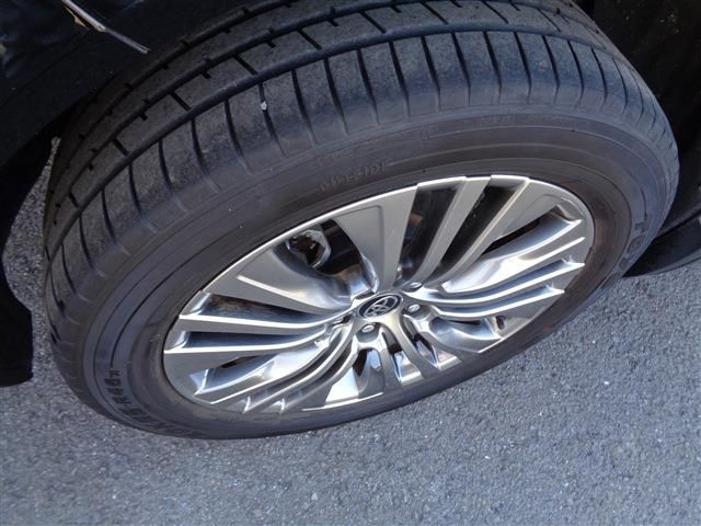 TOYOTA HARRIER 2WD 2024