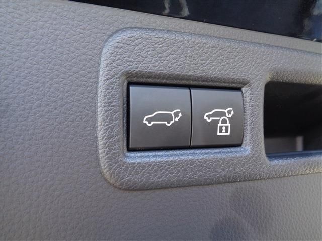 TOYOTA HARRIER 2WD 2024