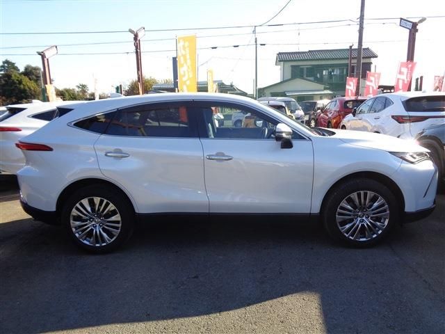 TOYOTA HARRIER HYBRID 2024