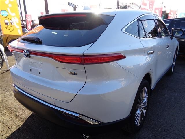 TOYOTA HARRIER HYBRID 2024