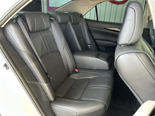 TOYOTA CROWN sedan 2017