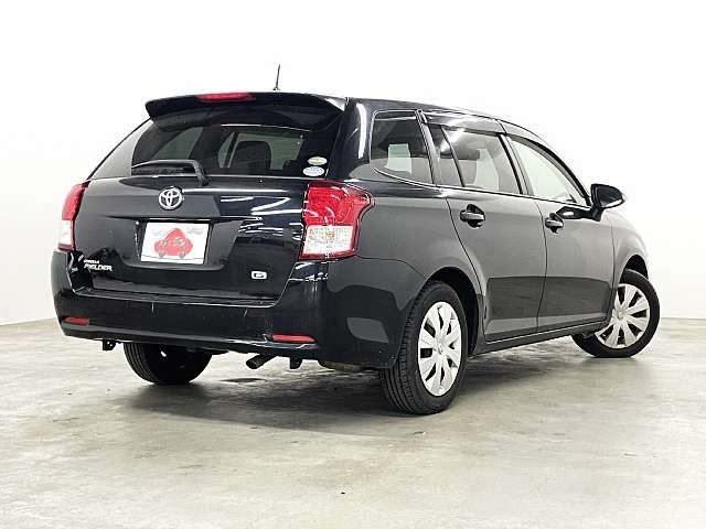 TOYOTA COROLLA FIELDER 2013