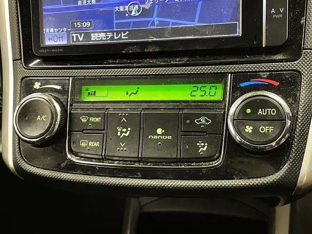 TOYOTA COROLLA FIELDER 2013