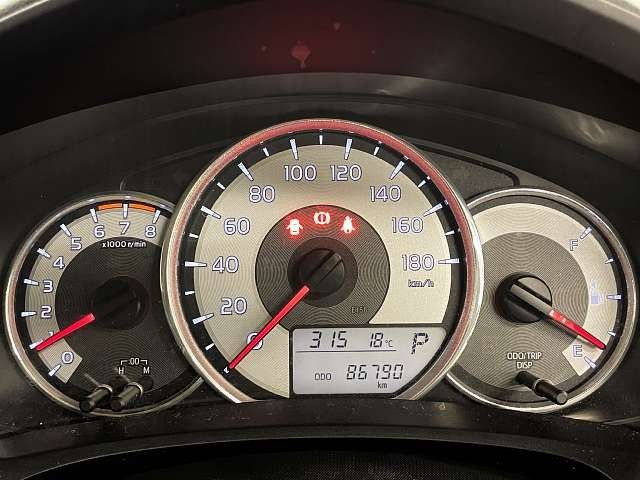 TOYOTA COROLLA FIELDER 2013