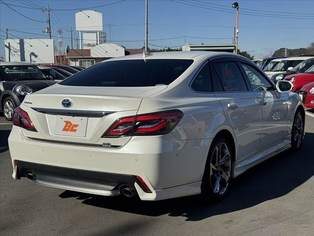 TOYOTA CROWN sedan hybrid 2019