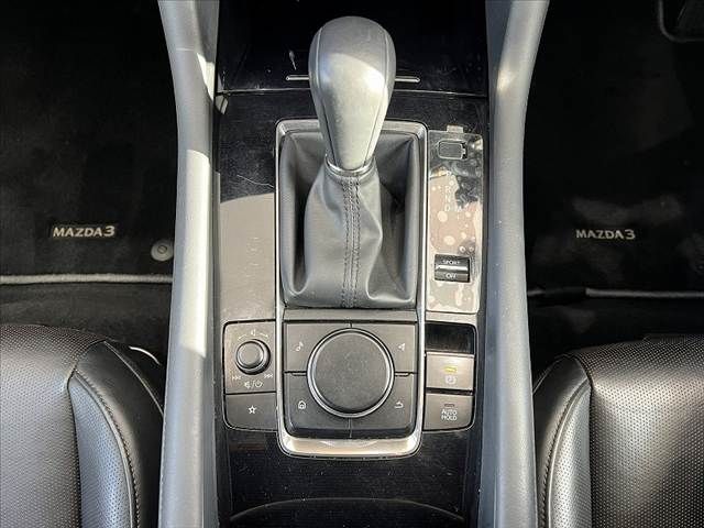 MAZDA MAZDA3 FASTBACK 2019