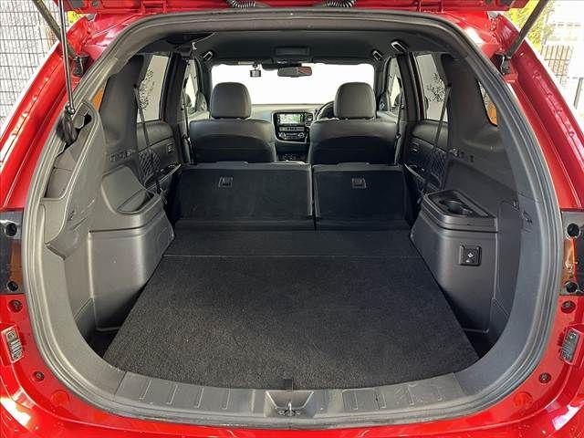 MITSUBISHI OUTLANDER PHEV 2019