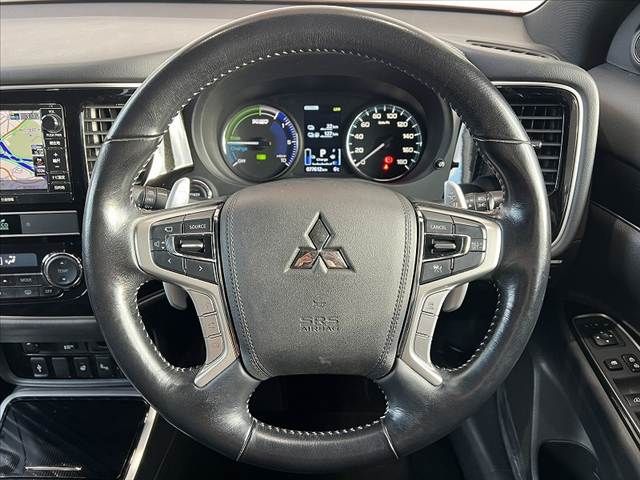 MITSUBISHI OUTLANDER PHEV 2019