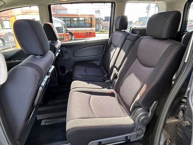 NISSAN SERENA  WG 2011