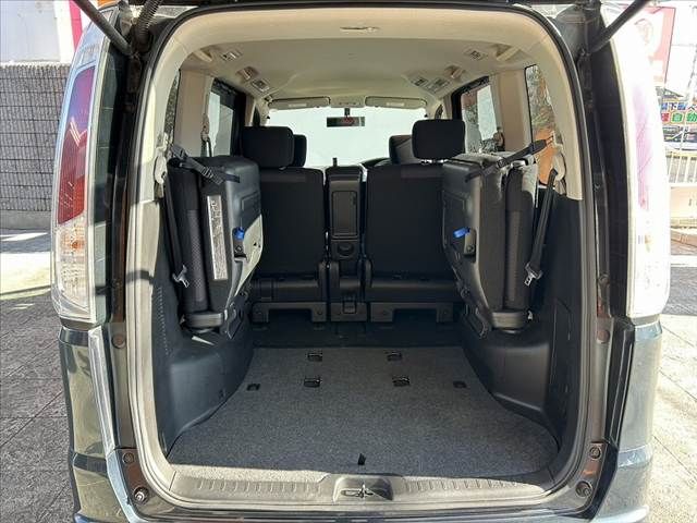 NISSAN SERENA  WG 2011