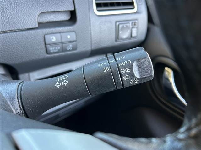 NISSAN SERENA  WG 2011