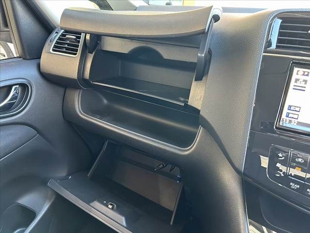 NISSAN SERENA  WG 2011