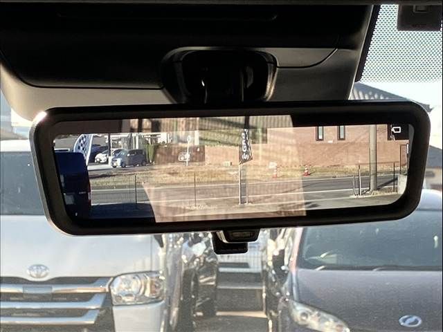 TOYOTA HIACE van 4WD 2023