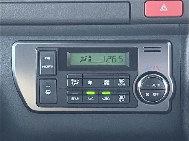 TOYOTA HIACE van 4WD 2023