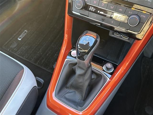 VOLKSWAGEN VOLKSWAGEN T-Cross 2020