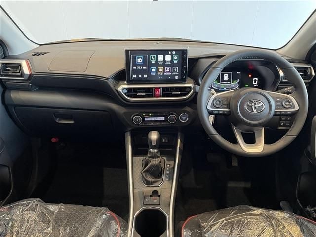 TOYOTA RAIZE HYBRID 2025