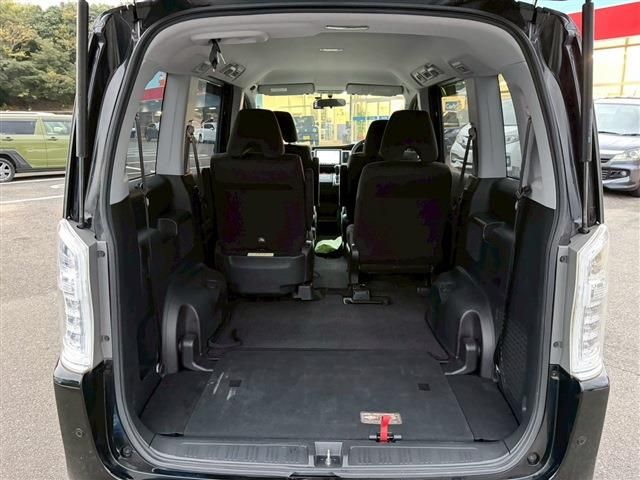 HONDA STEPWAGON SPADA 2012