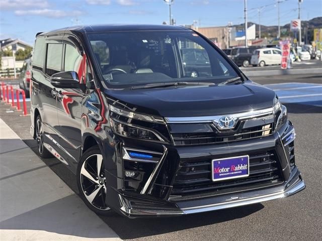 TOYOTA VOXY 2020