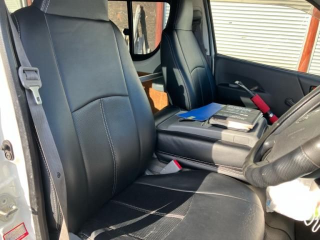 TOYOTA HIACE van 4WD 2008