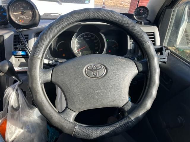 TOYOTA HIACE van 4WD 2008