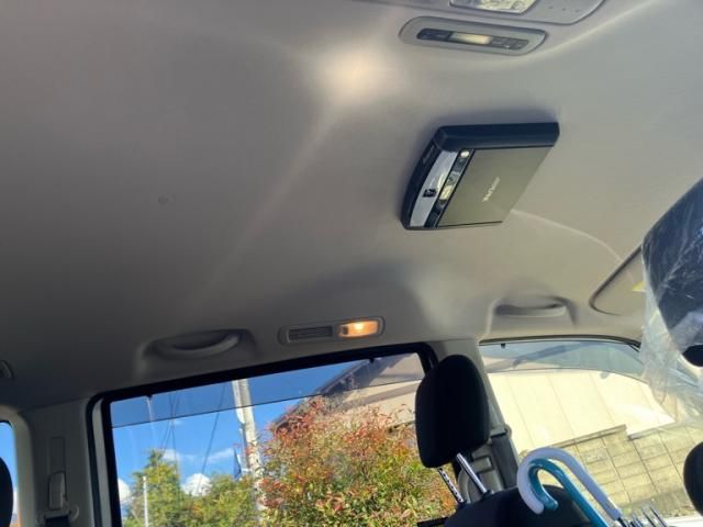 NISSAN SERENA  S-HYBRID 2013