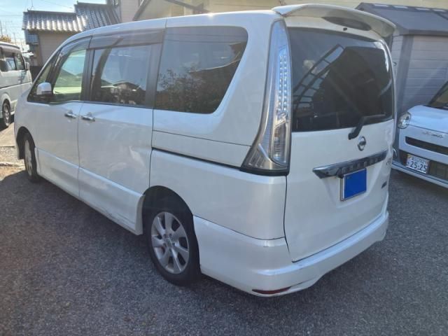 NISSAN SERENA  S-HYBRID 2013