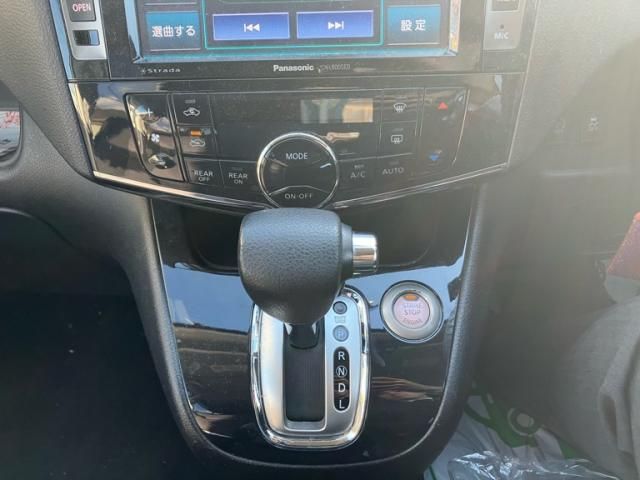 NISSAN SERENA  S-HYBRID 2013