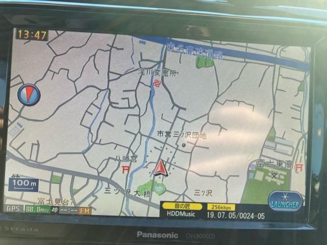 NISSAN SERENA  S-HYBRID 2013