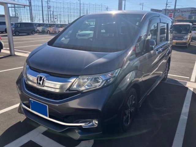 HONDA STEPWAGON SPADA 2015