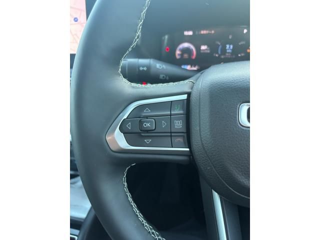 JEEP JEEP COMMANDER 2023