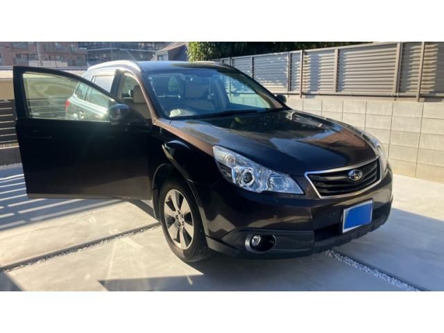 SUBARU LEGACY OUTBACK 2012