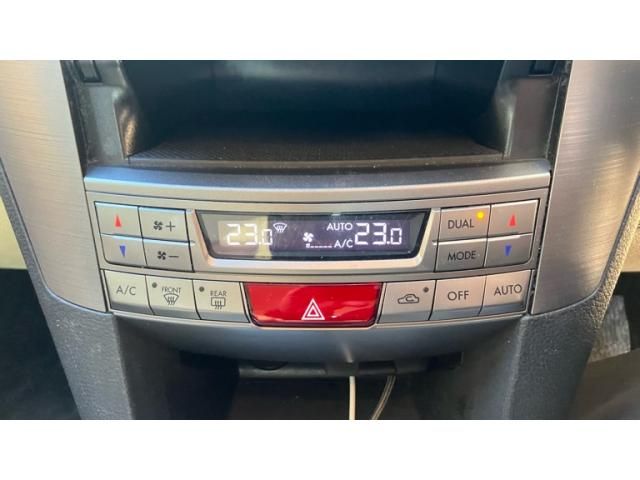 SUBARU LEGACY OUTBACK 2012