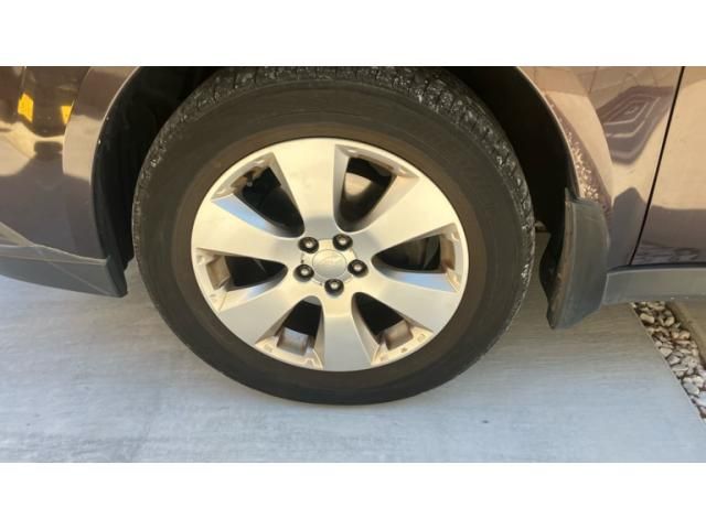 SUBARU LEGACY OUTBACK 2012