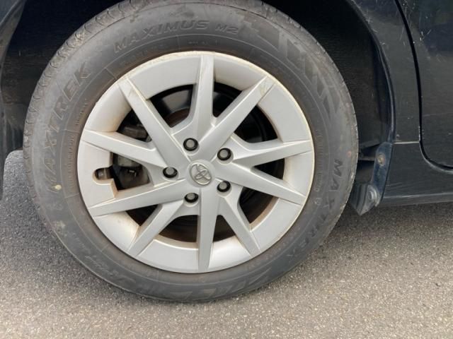 TOYOTA PRIUS Alpha 2016