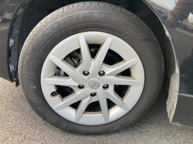 TOYOTA PRIUS Alpha 2016