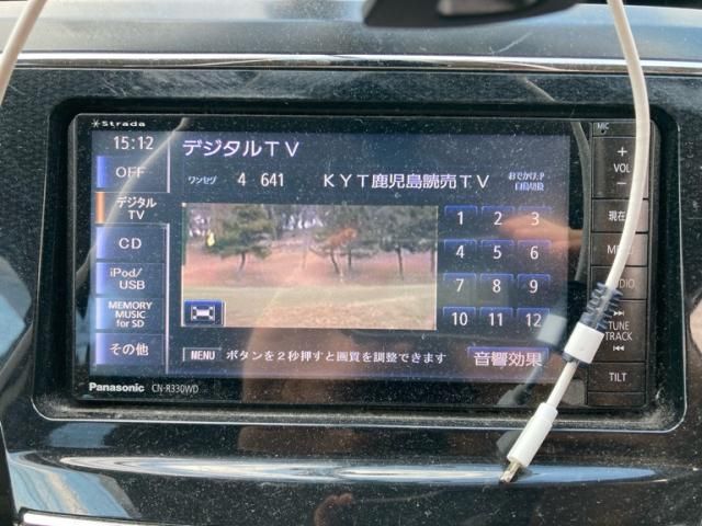 TOYOTA PRIUS Alpha 2016