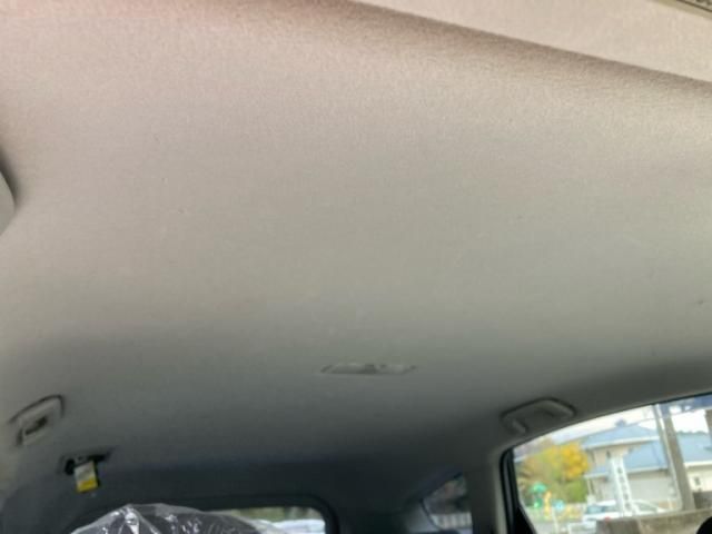 TOYOTA PRIUS Alpha 2016