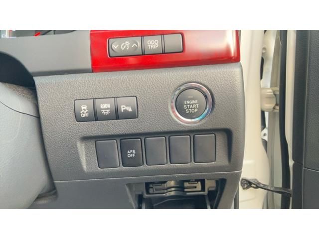 TOYOTA VELLFIRE 2009