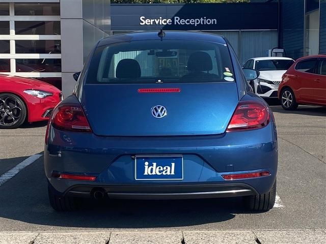VOLKSWAGEN VOLKSWAGEN The BEETLE 2017