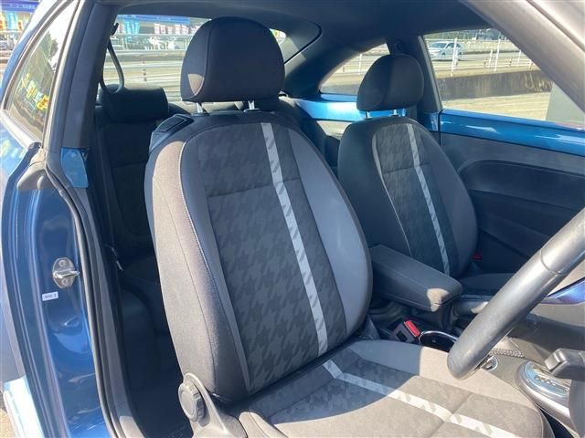 VOLKSWAGEN VOLKSWAGEN The BEETLE 2017