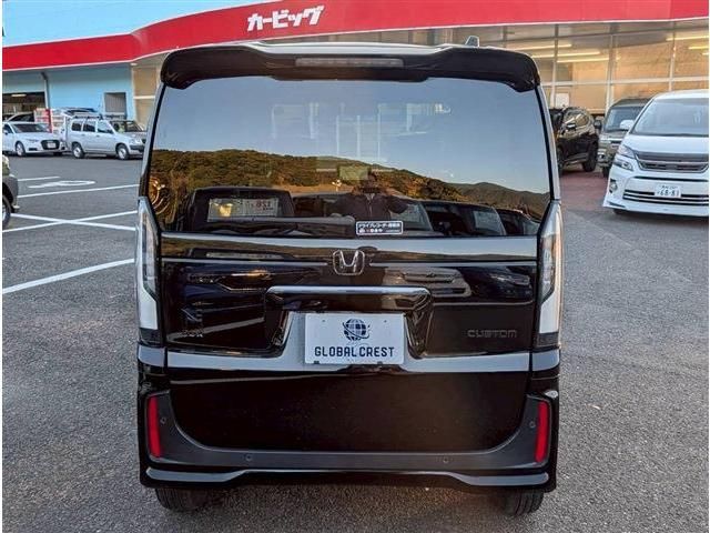 HONDA N BOX CUSTOM 2024