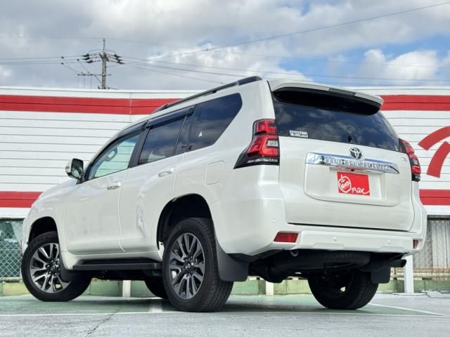 TOYOTA LANDCRUISER PRADO 2023