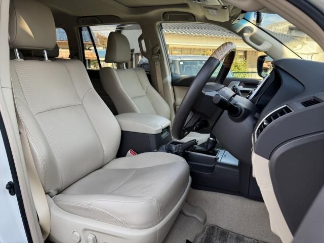 TOYOTA LANDCRUISER PRADO 2023