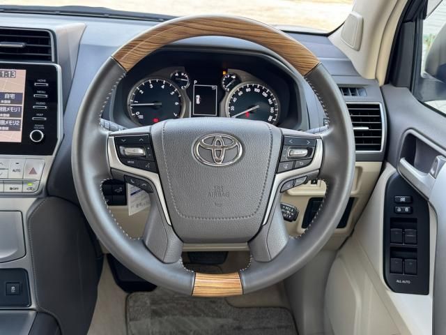 TOYOTA LANDCRUISER PRADO 2023